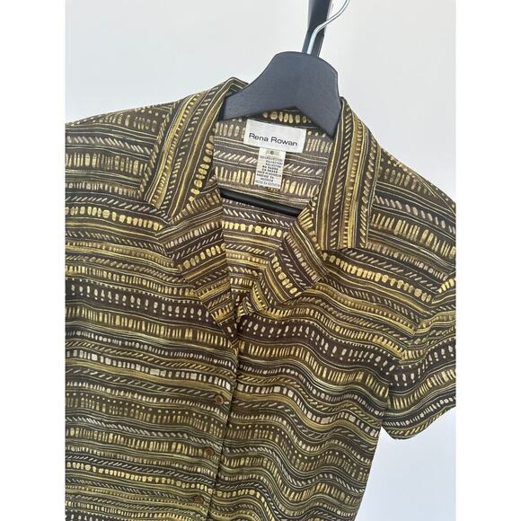 Rene Rowan Short Sleeve Button Down Olive Green Patterned Top Size 6 - Picture 2 of 5